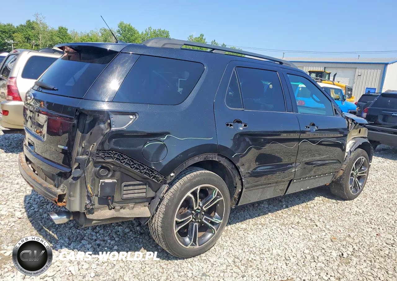 2014 Ford Explorer Sport VIN:1FM5K8GT7EGB76441 - 3