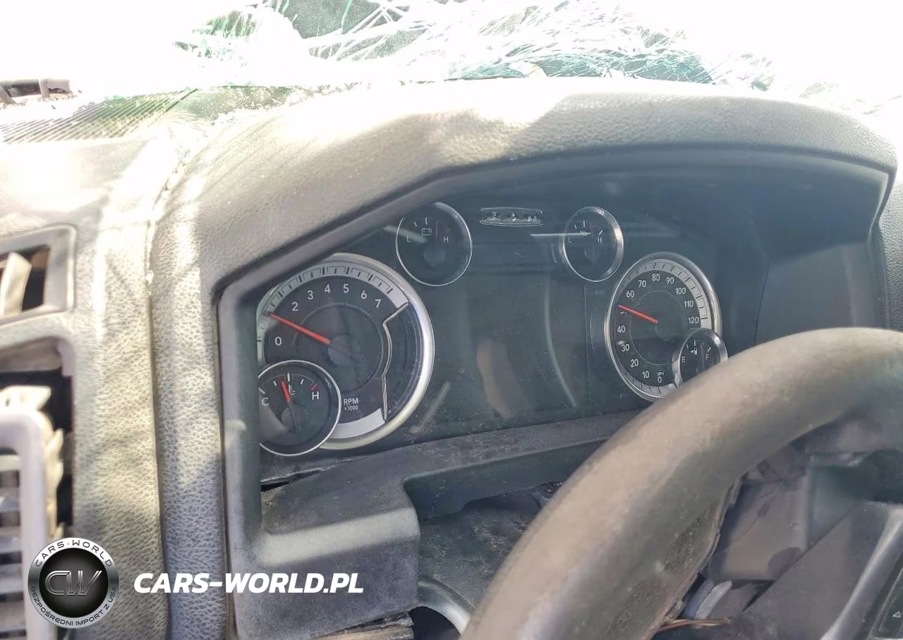 2021 Ram 1500 Classic VIN:3C6RR7KG5MG706177 - 9