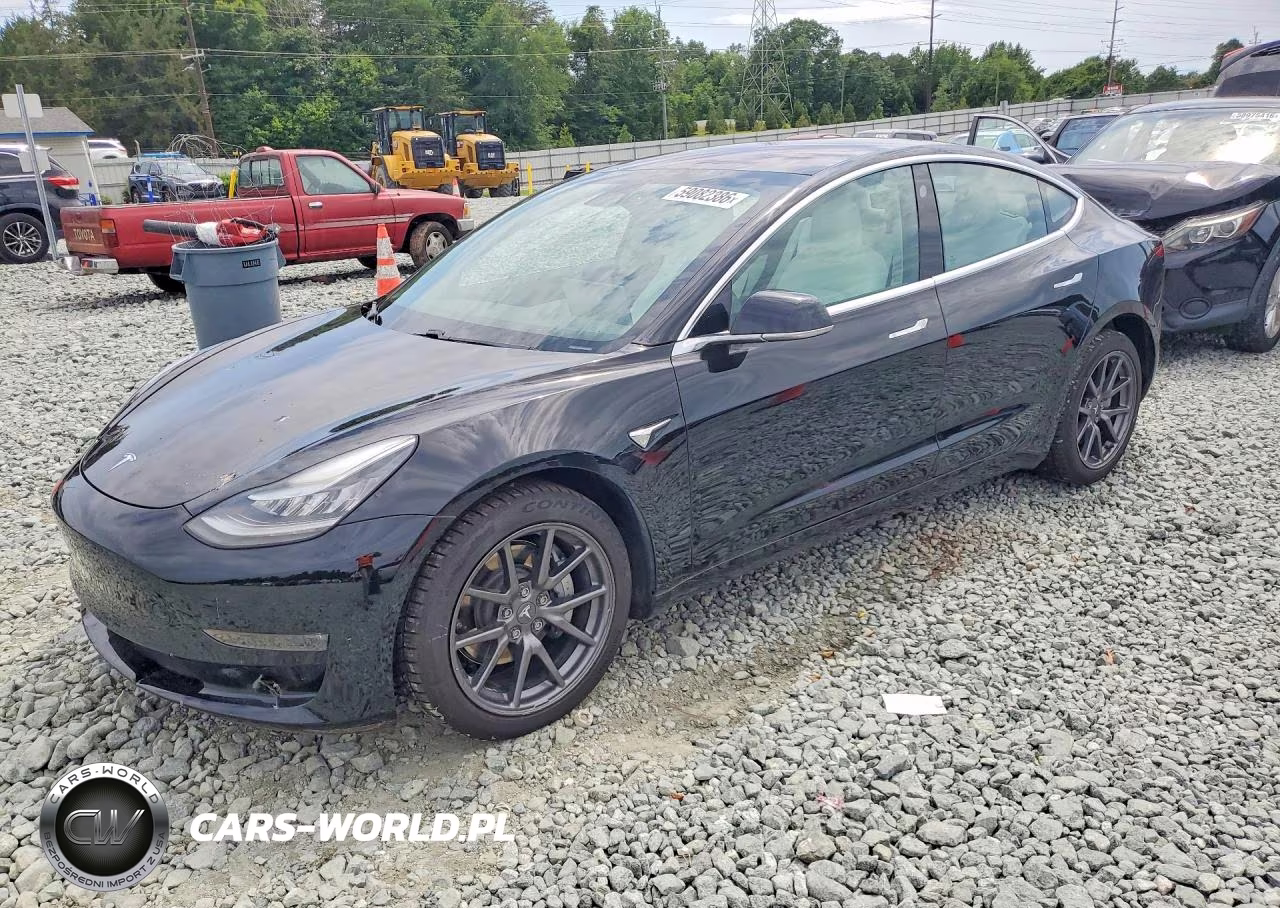 2018 Tesla Model 3 – zdjęcie 1 z 12