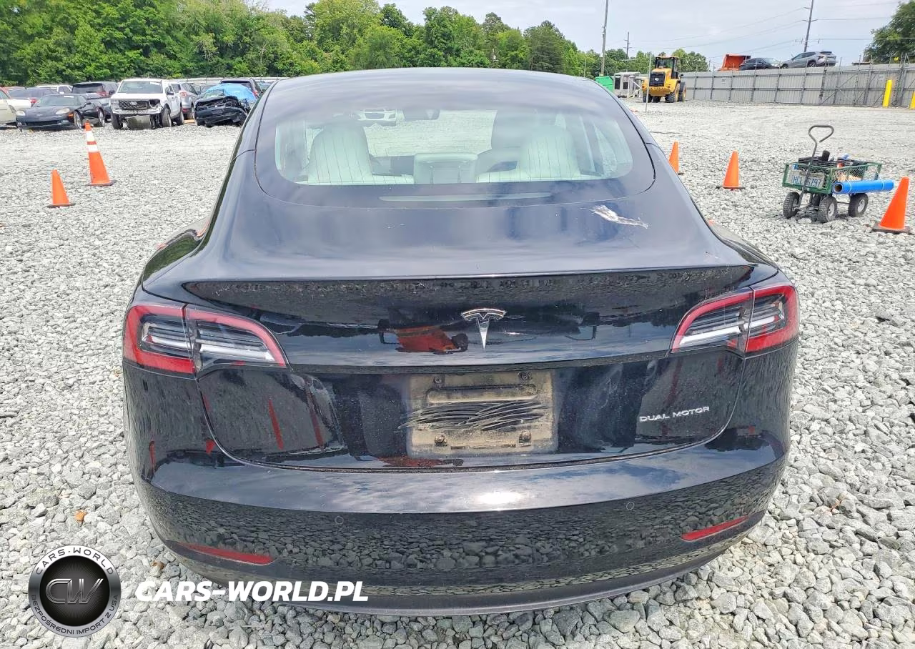 2018 Tesla Model 3 VIN:5YJ3E1EB9JF170066 - 6