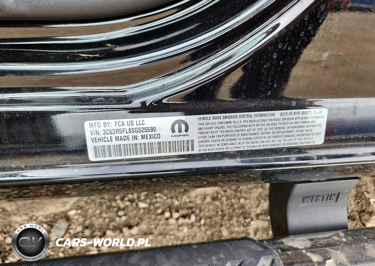 2025 Ram 2500 Laramie VIN:3C63R5FL8SG525590 - 12