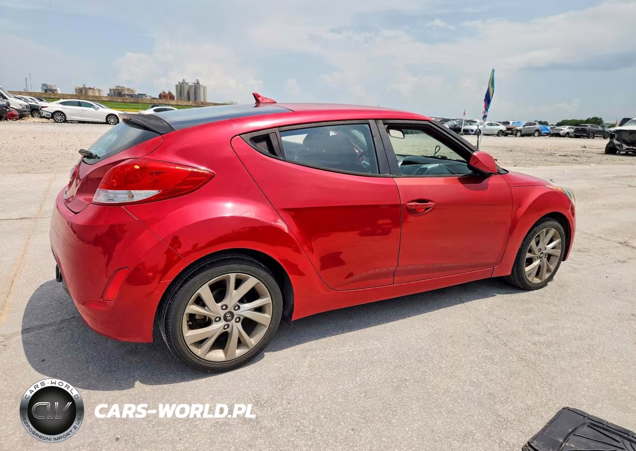 2017 Hyundai Veloster Base VIN:KMHTC6AD7HU307643 - 3
