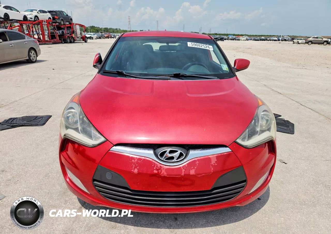 2017 Hyundai Veloster Base VIN:KMHTC6AD7HU307643 - 5