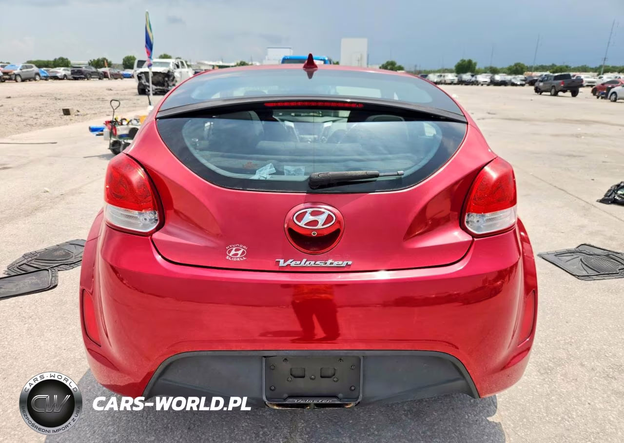 2017 Hyundai Veloster Base VIN:KMHTC6AD7HU307643 - 6