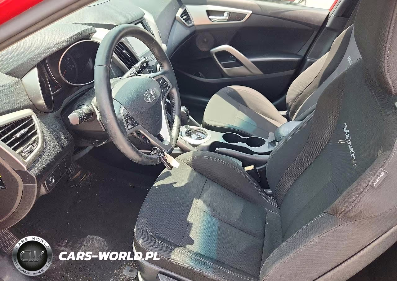 2017 Hyundai Veloster Base VIN:KMHTC6AD7HU307643 - 7