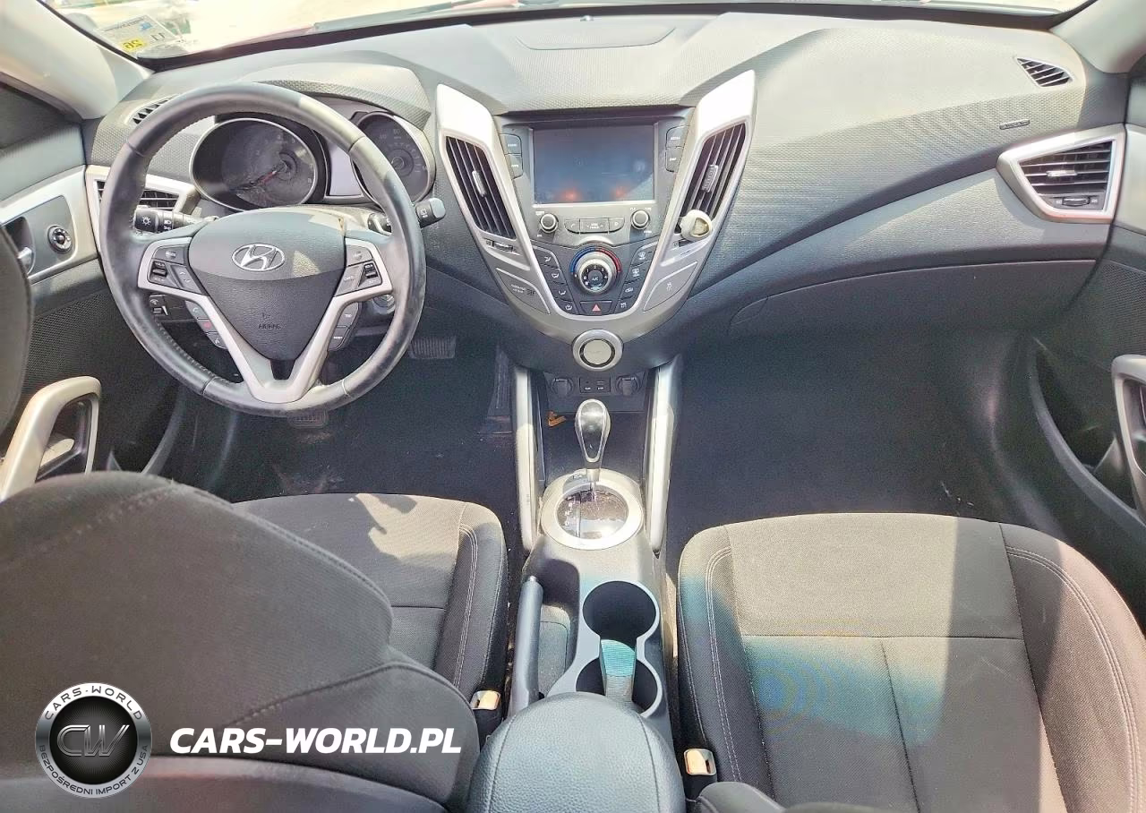 2017 Hyundai Veloster Base VIN:KMHTC6AD7HU307643 - 8