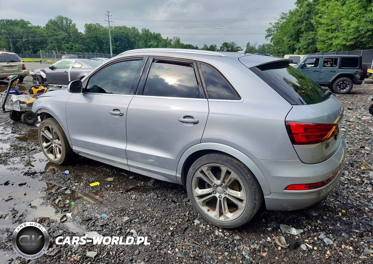 2016 Audi Q3 Premium Plus VIN:WA1EFCFS1GR012835 - 2