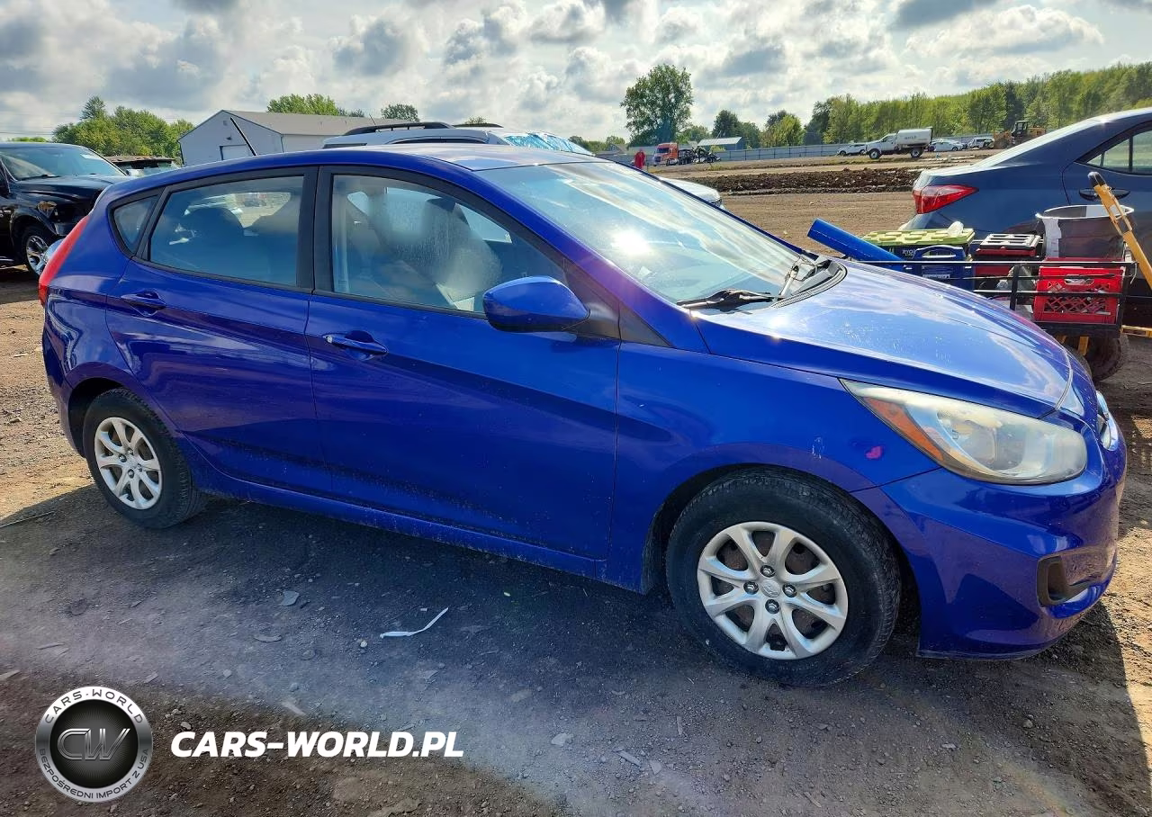 2012 Hyundai Accent Gs VIN:KMHCT5AE3CU015645 - 4
