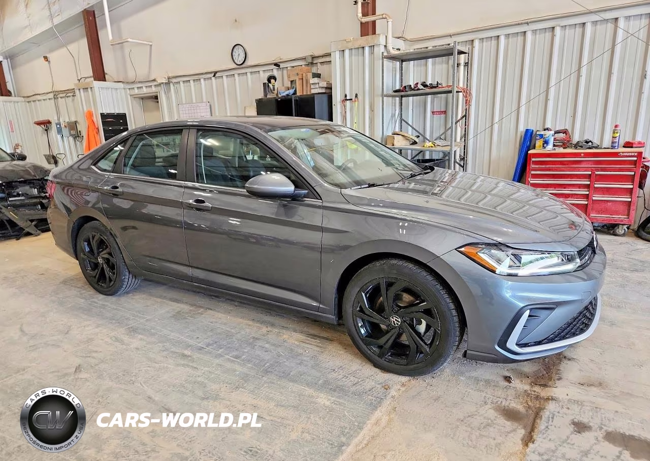 2025 Volkswagen Jetta Se VIN:3VW7X7BU2SM004373 - 4