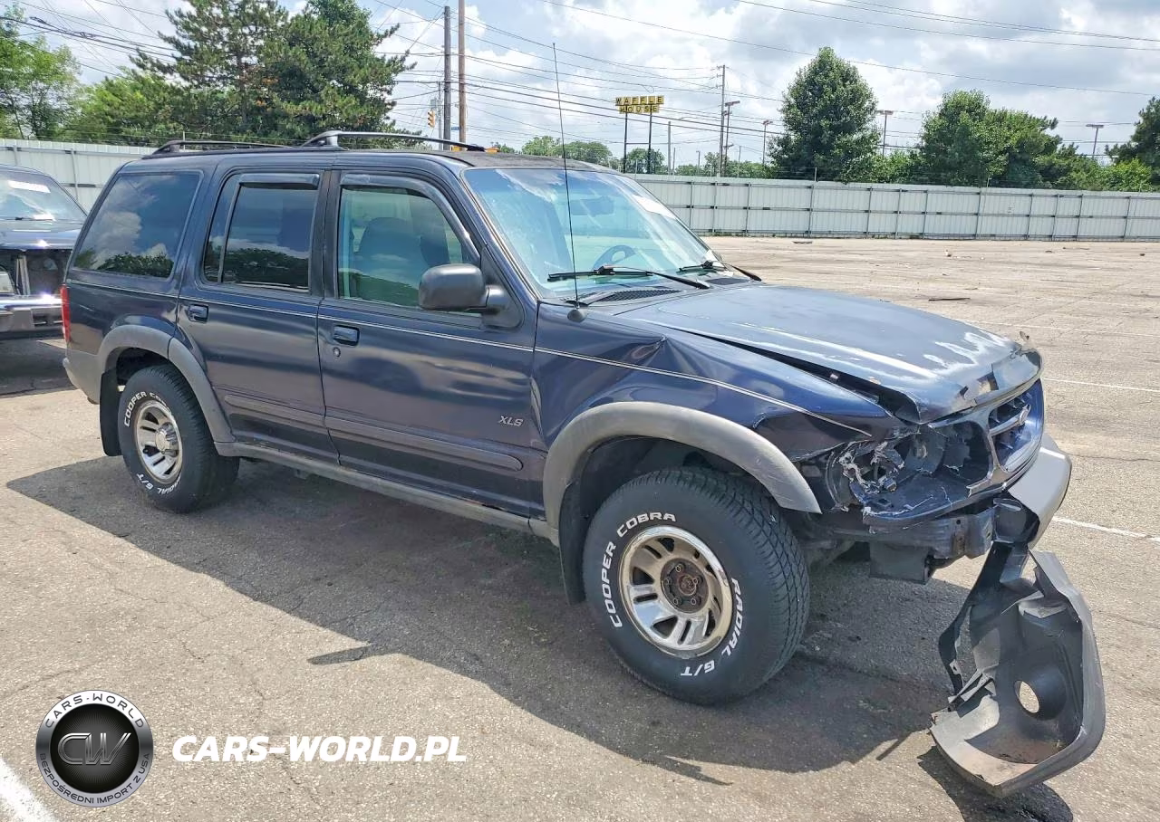 2001 Ford Explorer Xls VIN:1FMZU72E71ZA79530 - 4
