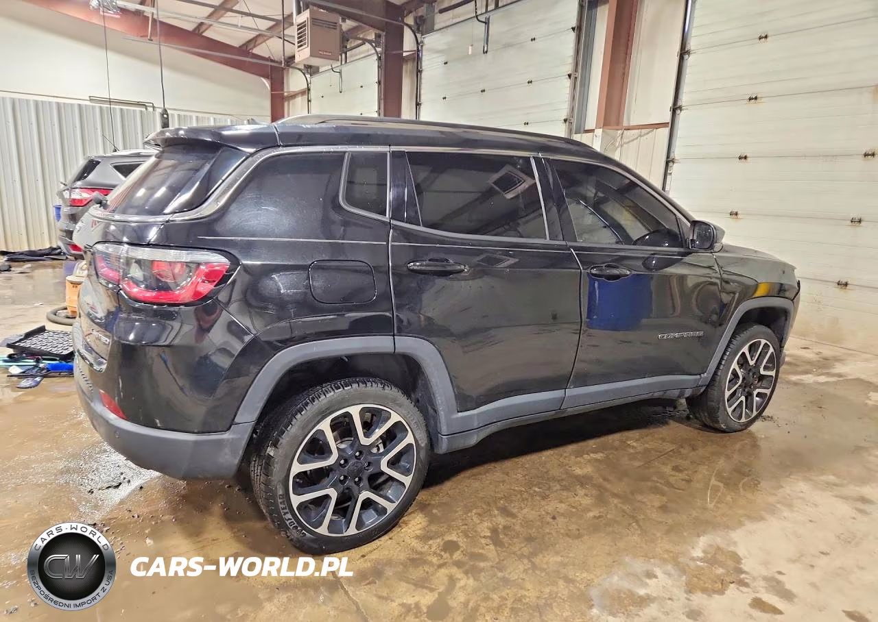2018 Jeep Compass Limited VIN:3C4NJDCB0JT492606 - 3