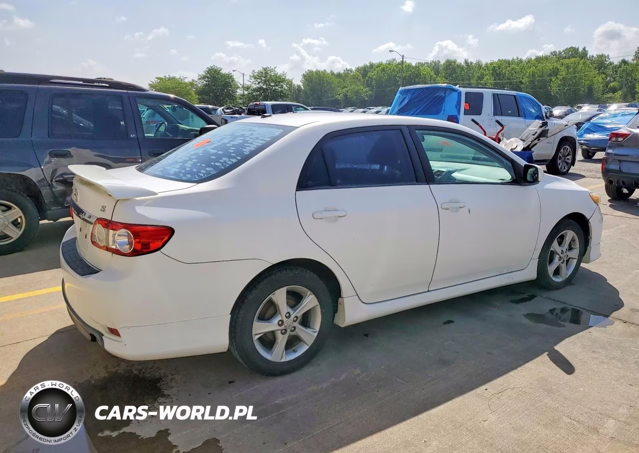 2011 Toyota Corolla S VIN:2T1BU4EE6BC658391 - 3