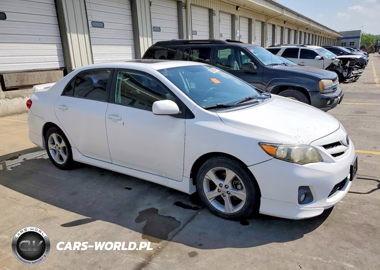 2011 Toyota Corolla S VIN:2T1BU4EE6BC658391 - 4