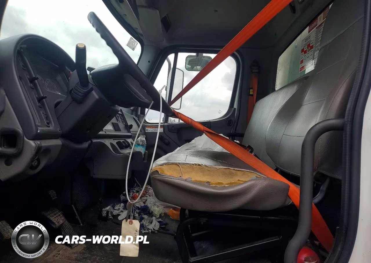 2016 Freightliner M2 106 Med - Box Truck VIN:1FVACWDU5GHHL1666 - 5