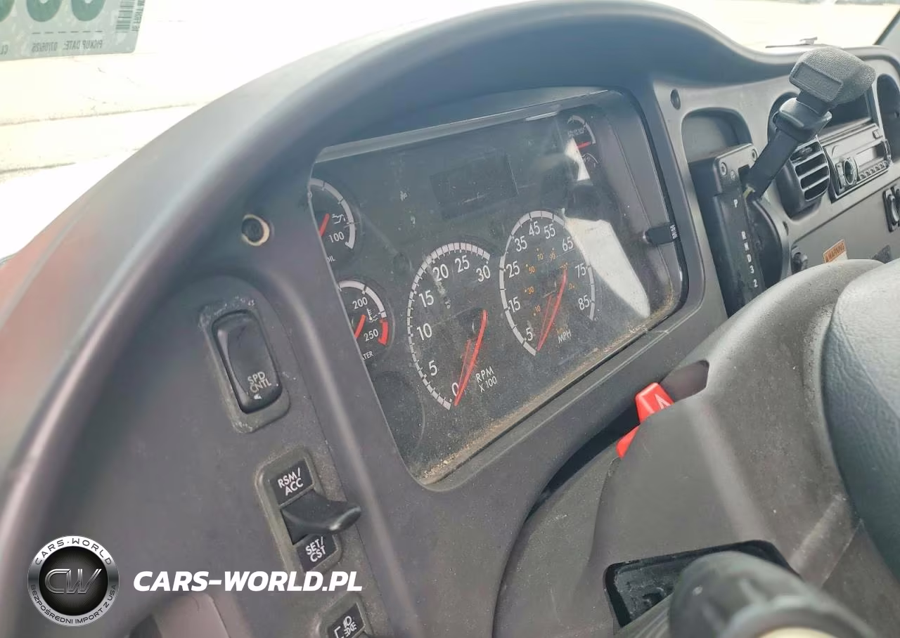 2016 Freightliner M2 106 Med - Box Truck VIN:1FVACWDU5GHHL1666 - 8