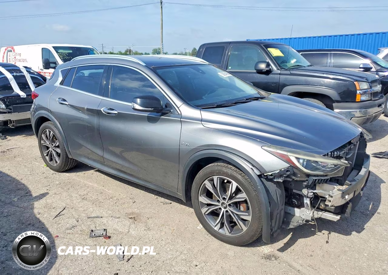 2018 Infiniti Qx30 Premium VIN:SJKCH5CR1JA043560 - 4