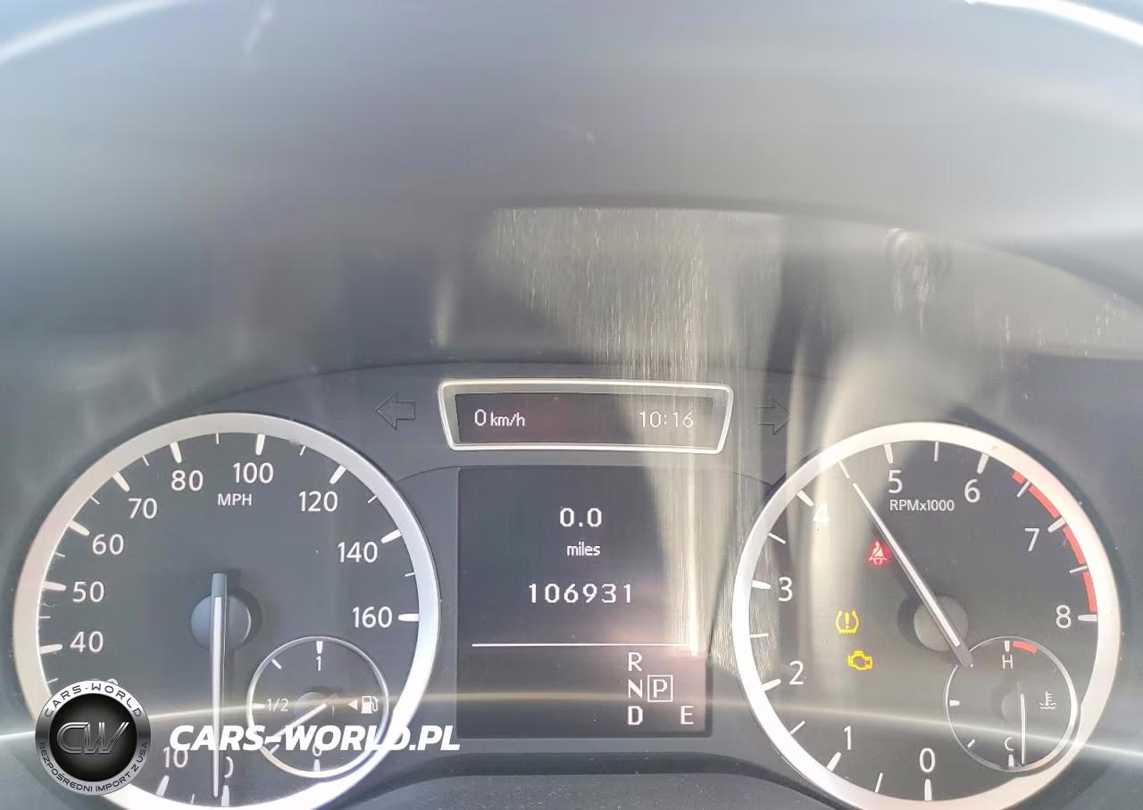 2018 Infiniti Qx30 Premium VIN:SJKCH5CR1JA043560 - 9