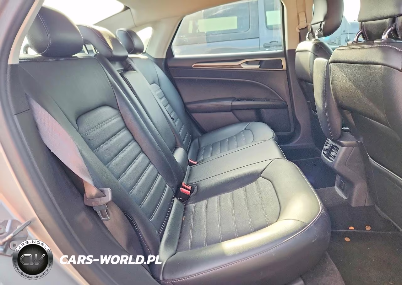2014 Ford Fusion Se VIN:1FA6P0HD7E5379270 - 10