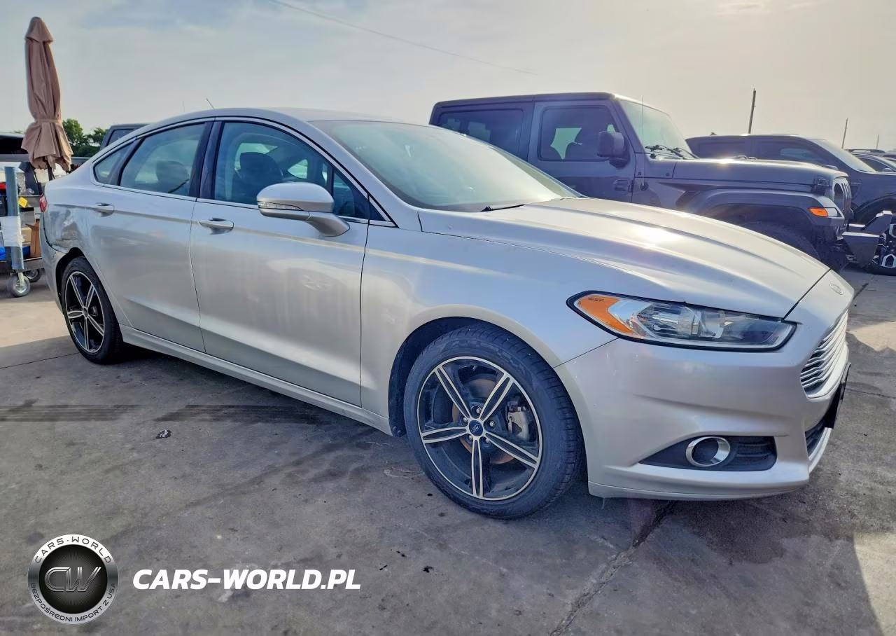 2014 Ford Fusion Se VIN:1FA6P0HD7E5379270 - 4