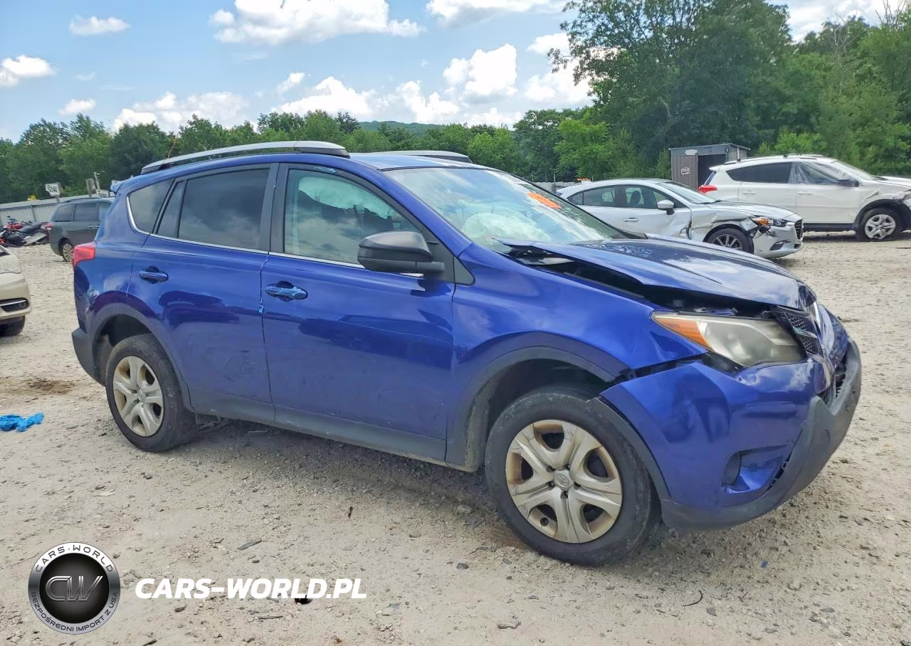 2015 Toyota Rav4 Le VIN:2T3BFREV4FW365124 - 4