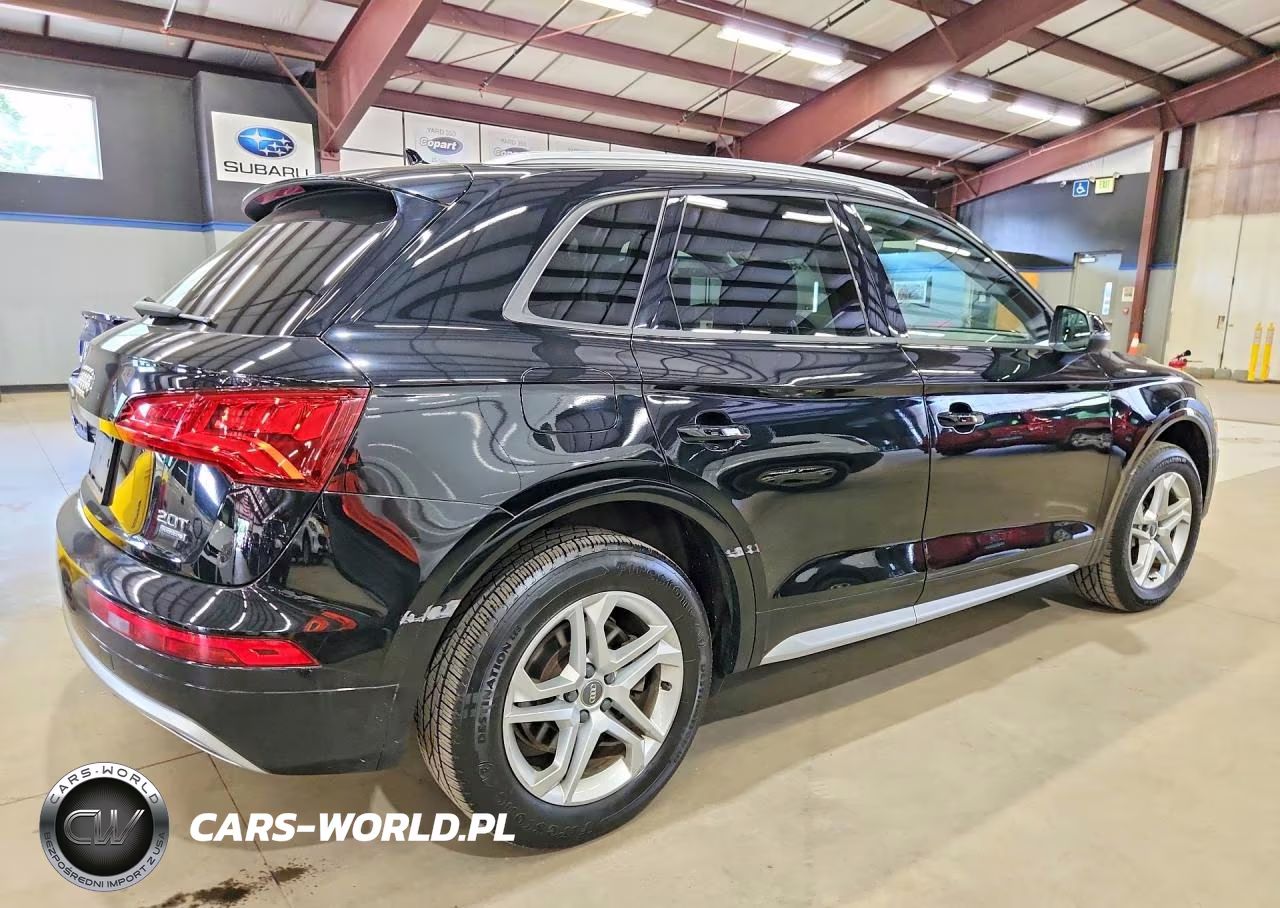 2018 Audi Q5 Premium VIN:WA1ANAFY1J2133617 - 3