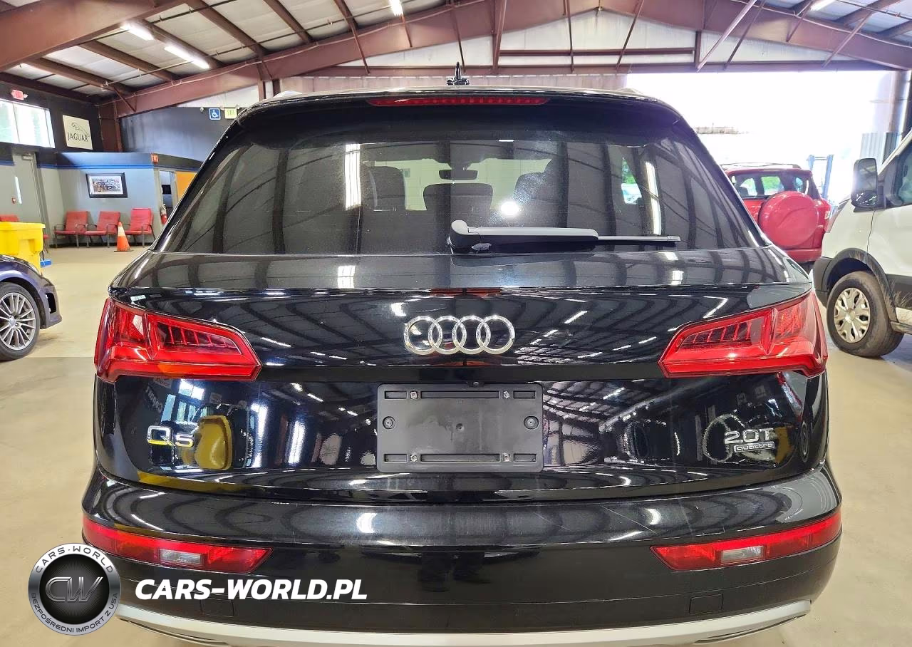 2018 Audi Q5 Premium VIN:WA1ANAFY1J2133617 - 6