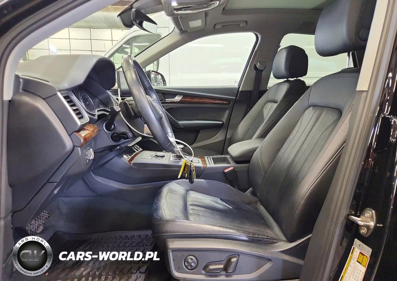 2018 Audi Q5 Premium VIN:WA1ANAFY1J2133617 - 7