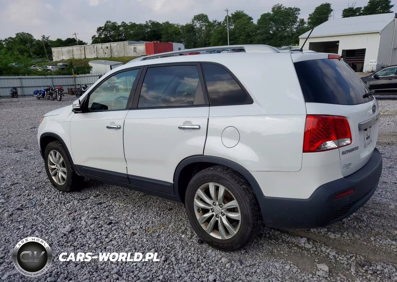 2011 Kia Sorento Lx VIN:5XYKT4A26BG123984 - 2
