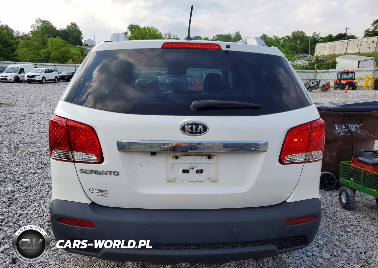 2011 Kia Sorento Lx VIN:5XYKT4A26BG123984 - 6