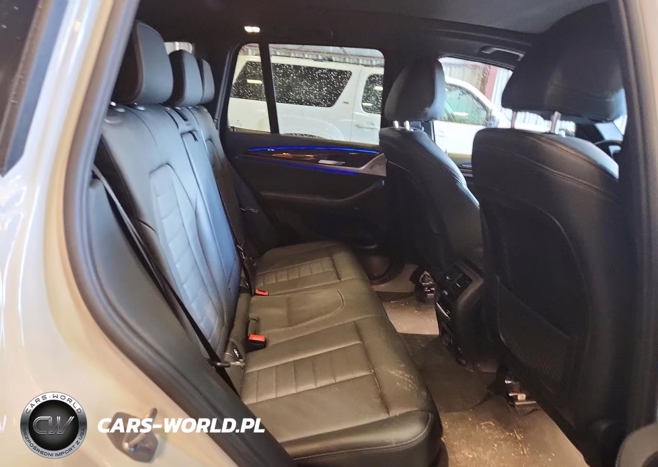 2019 BMW X3 xDrive30I VIN:5UXTR9C50KLE13621 - 10
