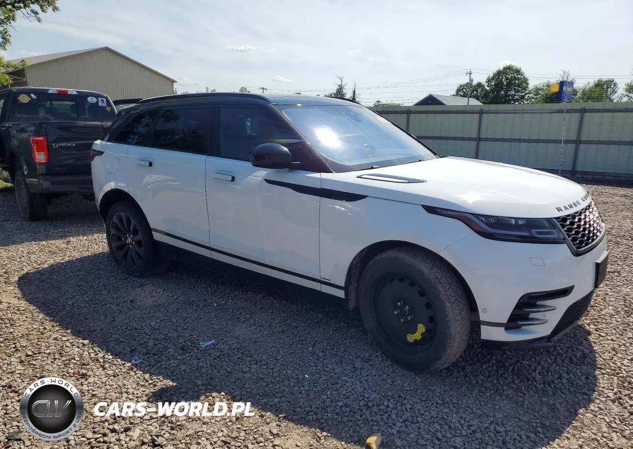 2018 Land Rover Range Rover Velar R-Dynamic Se VIN:SALYL2RX5JA723806 - 4