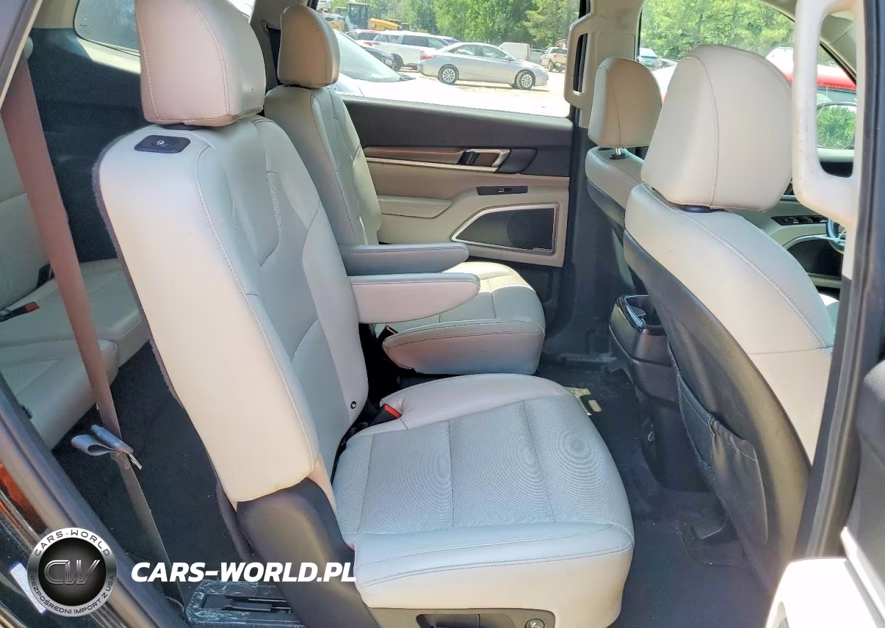 2022 Kia Telluride S VIN:5XYP64HCXNG268624 - 11