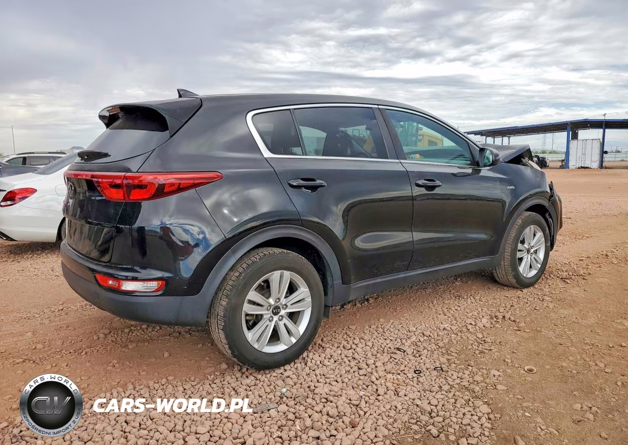 2018 Kia Sportage Lx VIN:KNDPMCAC4J7453902 - 3