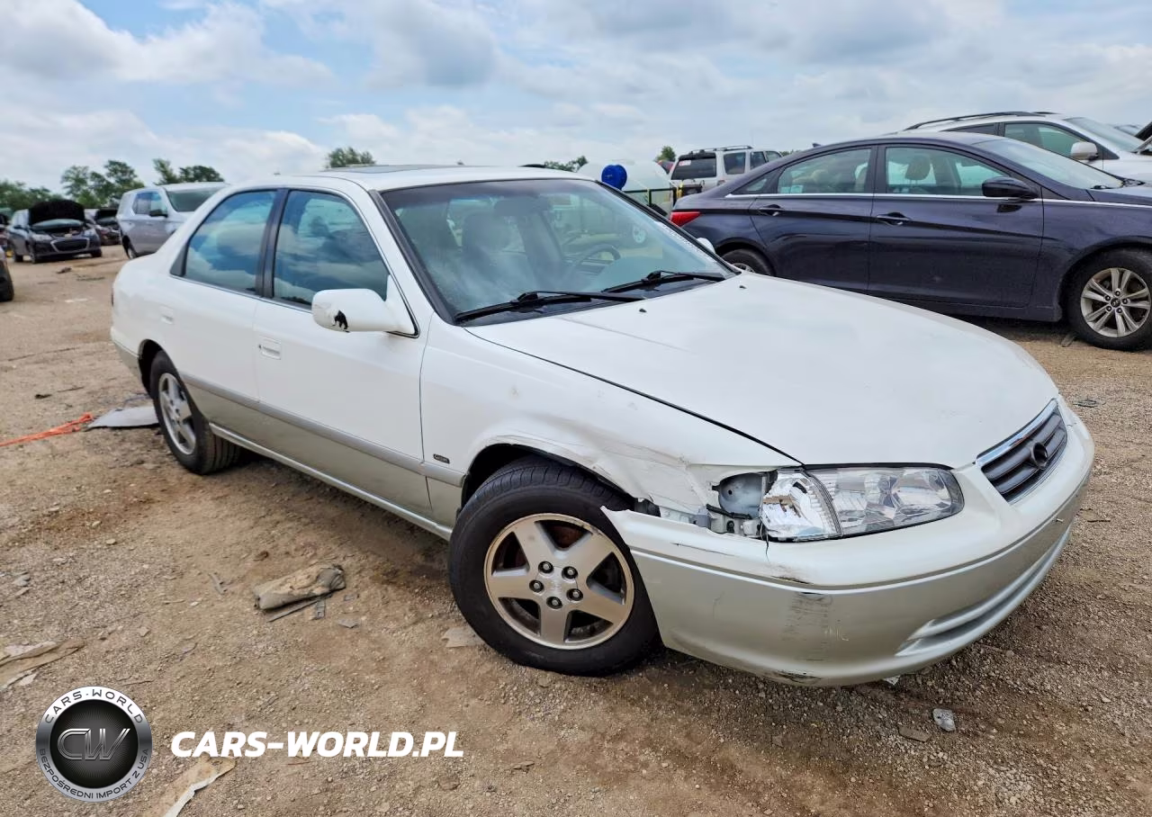 2001 Toyota Camry Le VIN:JT2BG22K210568078 - 4
