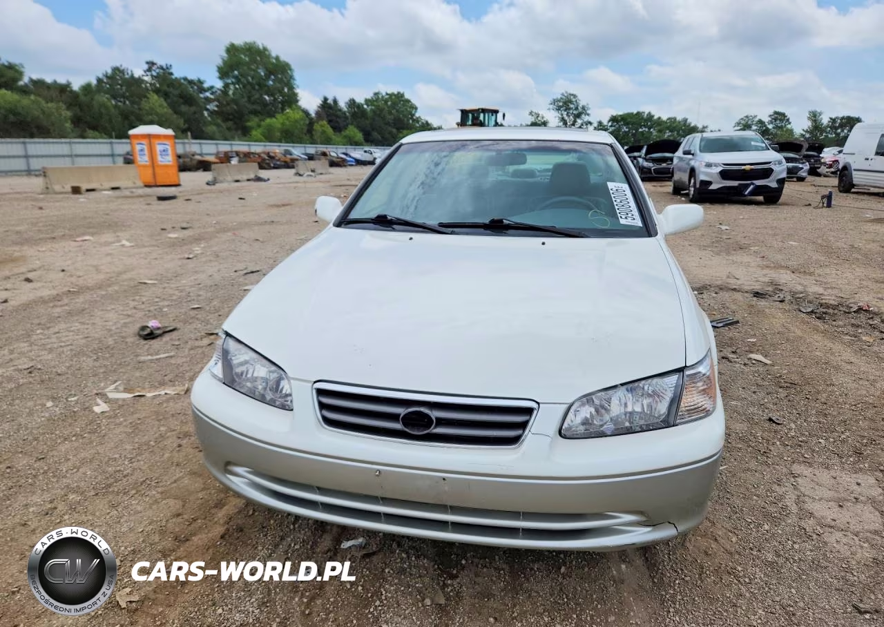2001 Toyota Camry Le VIN:JT2BG22K210568078 - 5