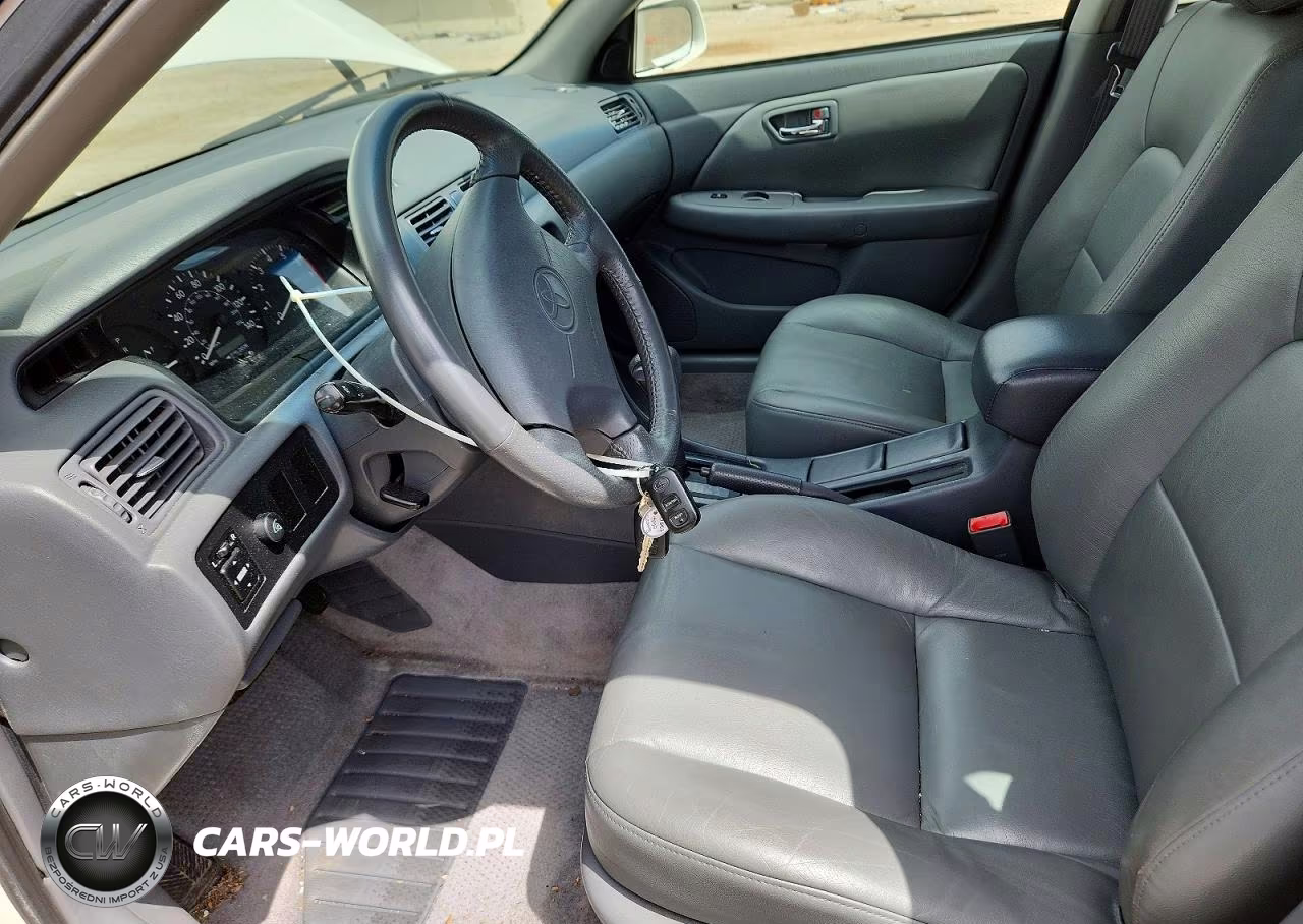 2001 Toyota Camry Le VIN:JT2BG22K210568078 - 7