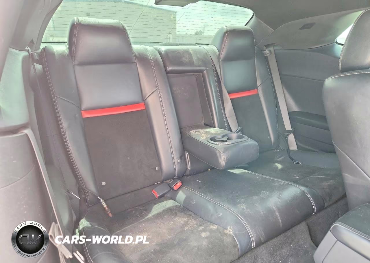 2010 Dodge Challenger Srt-8 VIN:2B3CJ7DWXAH102762 - 10