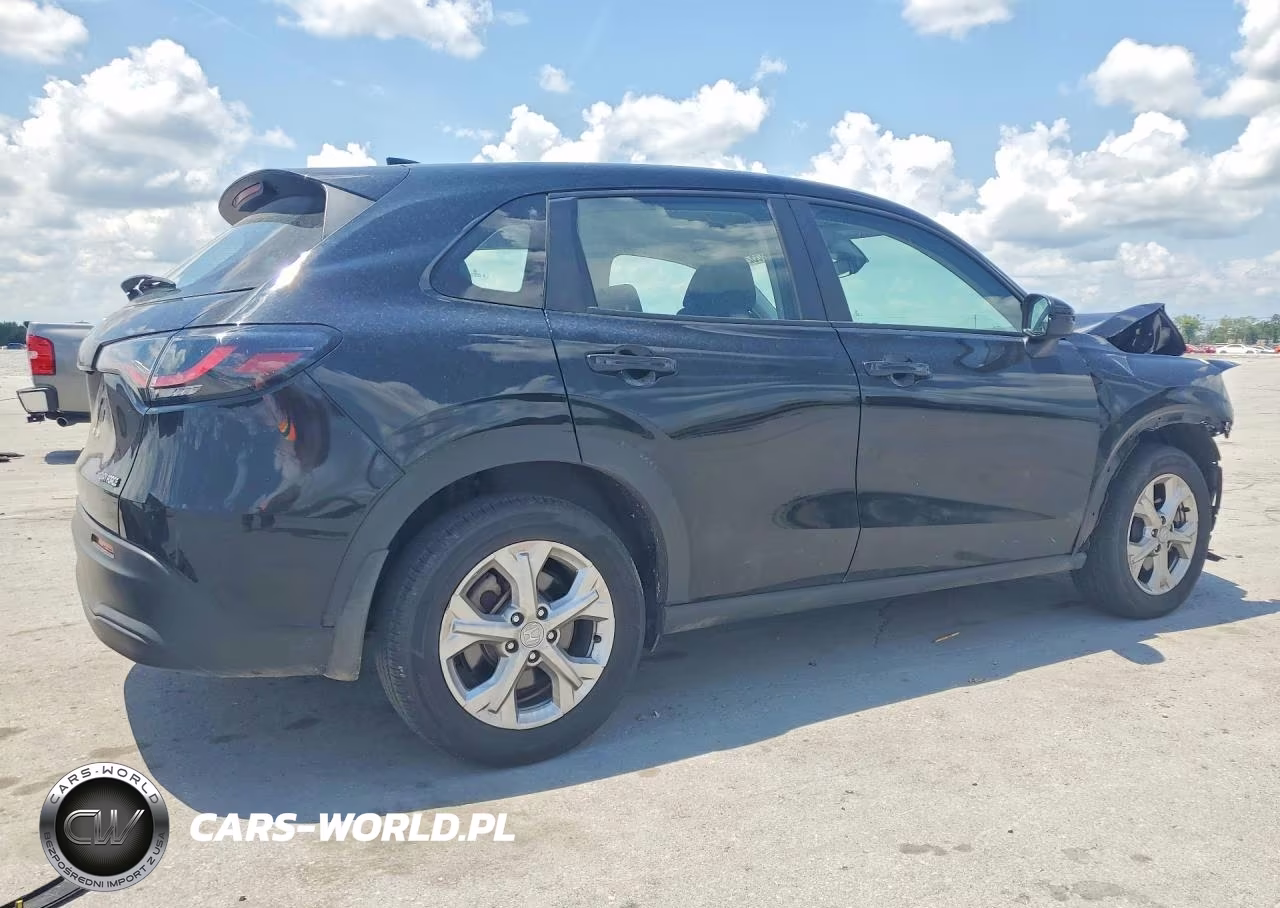 2025 Honda Hr-V Lx VIN:3CZRZ2H31SM749536 - 3
