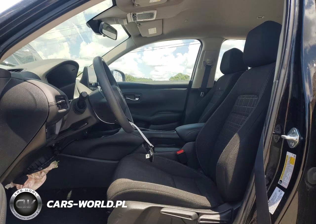 2025 Honda Hr-V Lx VIN:3CZRZ2H31SM749536 - 7