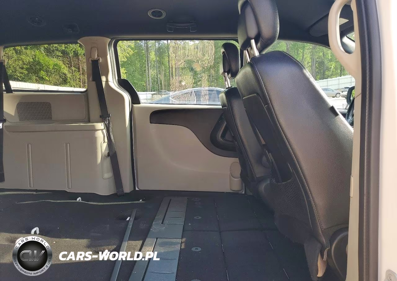 2017 Dodge Grand Caravan Sxt VIN:2C4RDGCG3HR800936 - 11