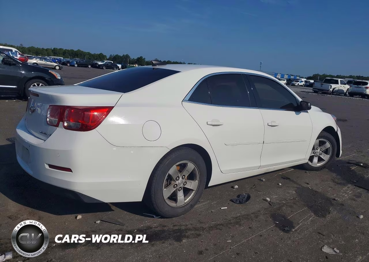 2015 Chevrolet Malibu Ls VIN:1G11B5SL5FF223393 - 3