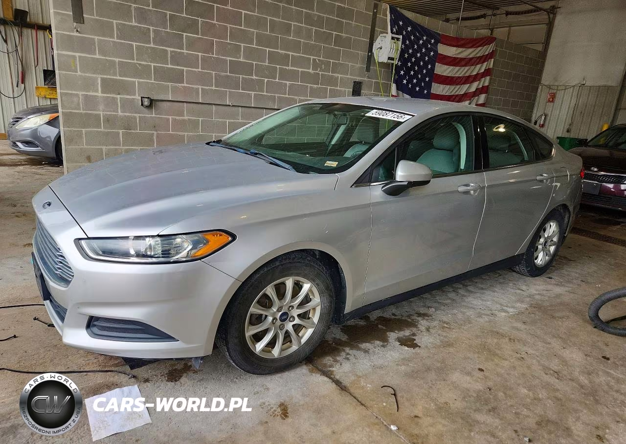 2015 Ford Fusion S – zdjęcie 1 z 12