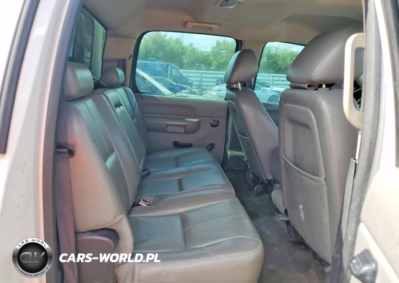 2013 GMC Sierra K3500 VIN:1GT422C86DF117691 - 10