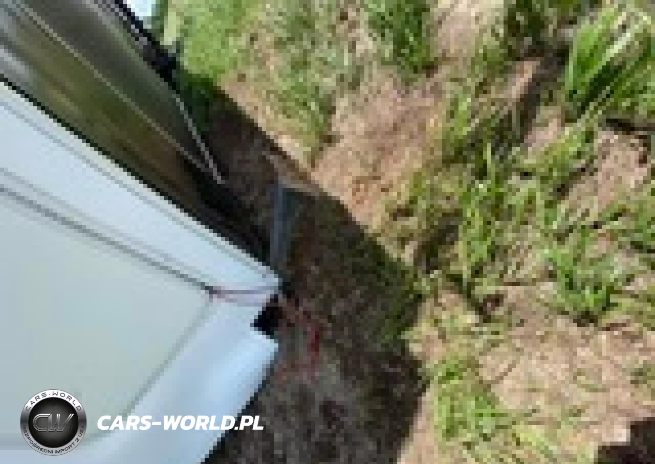 2009 Pilgrmintl Open Road - Slide-In Camper VIN:5L4FR382991037927 - 2