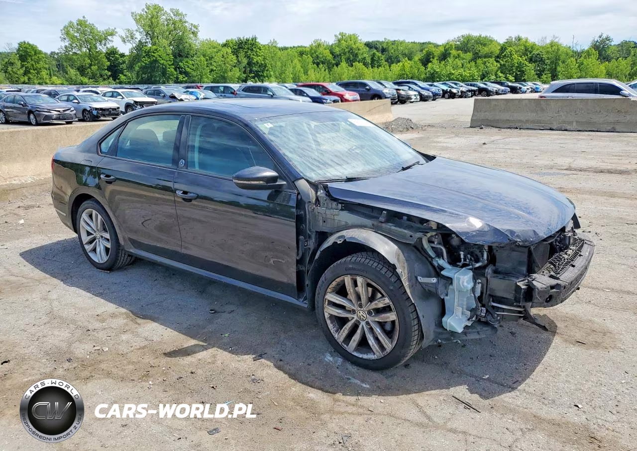 2019 Volkswagen Passat Wolfsburg VIN:1VWLA7A38KC009085 - 4