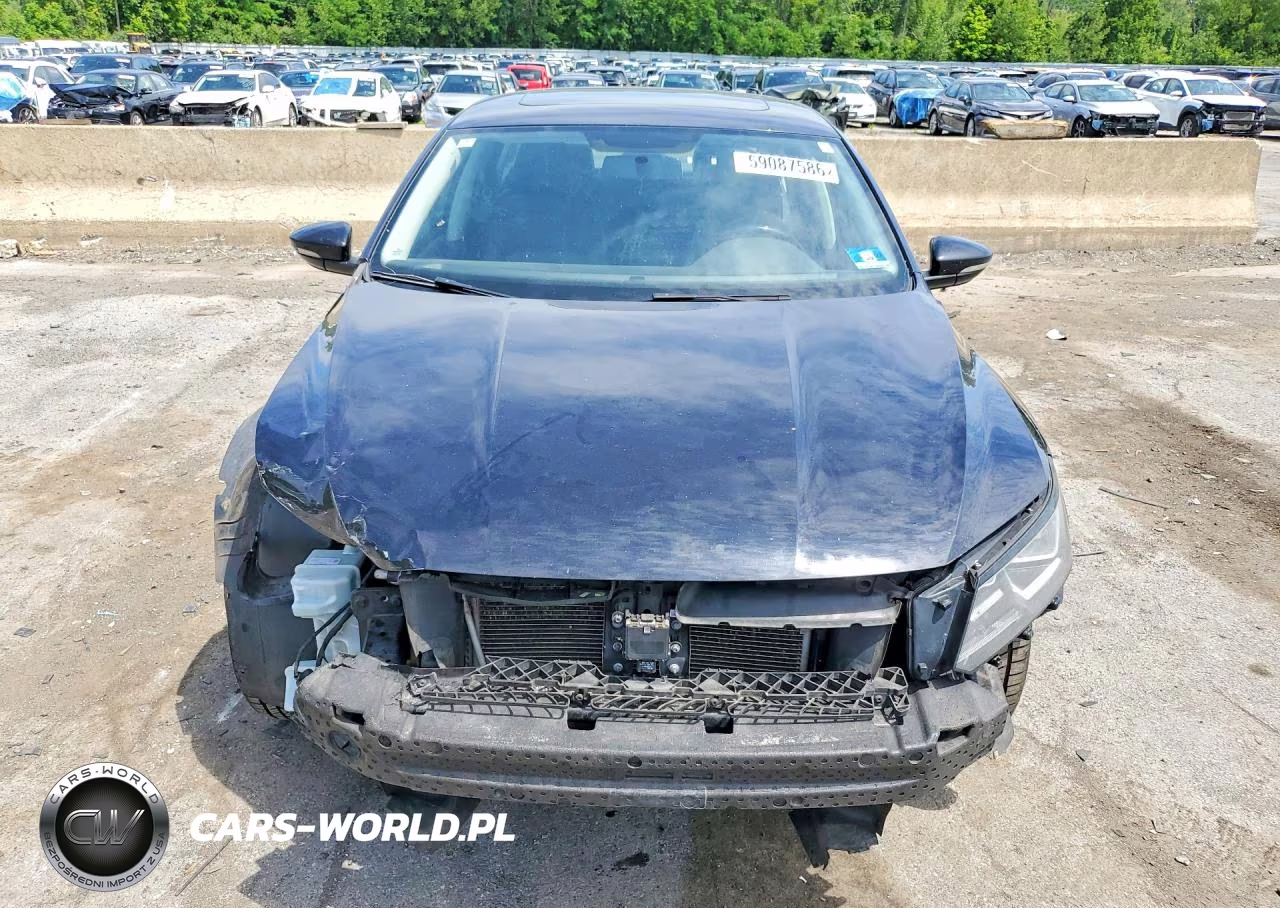 2019 Volkswagen Passat Wolfsburg VIN:1VWLA7A38KC009085 - 5