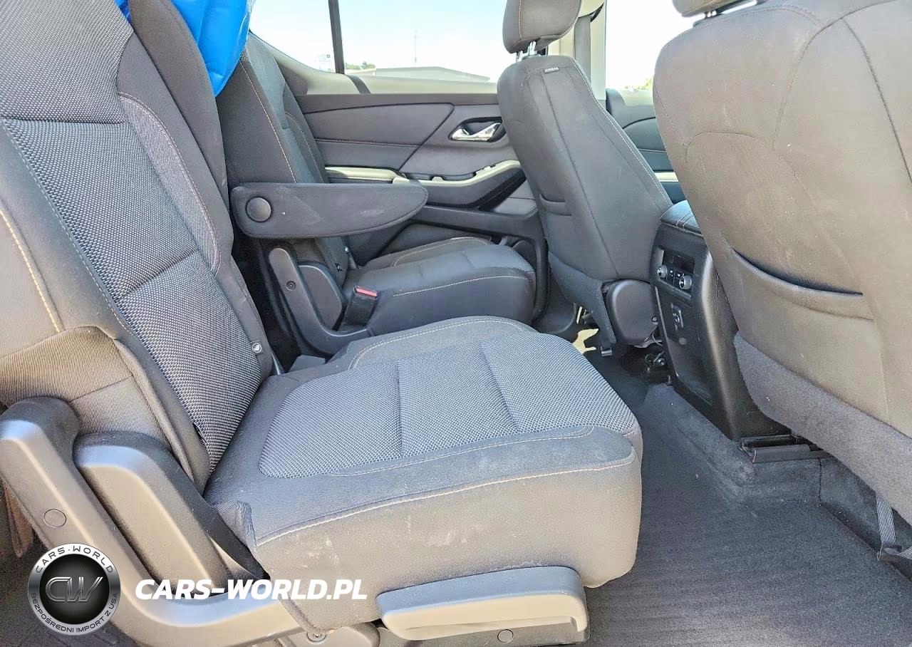 2019 Chevrolet Traverse Lt VIN:1GNERGKW2KJ300309 - 10