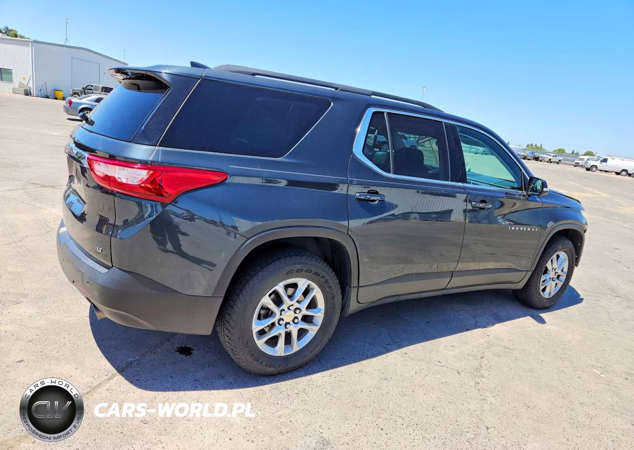 2019 Chevrolet Traverse Lt VIN:1GNERGKW2KJ300309 - 3