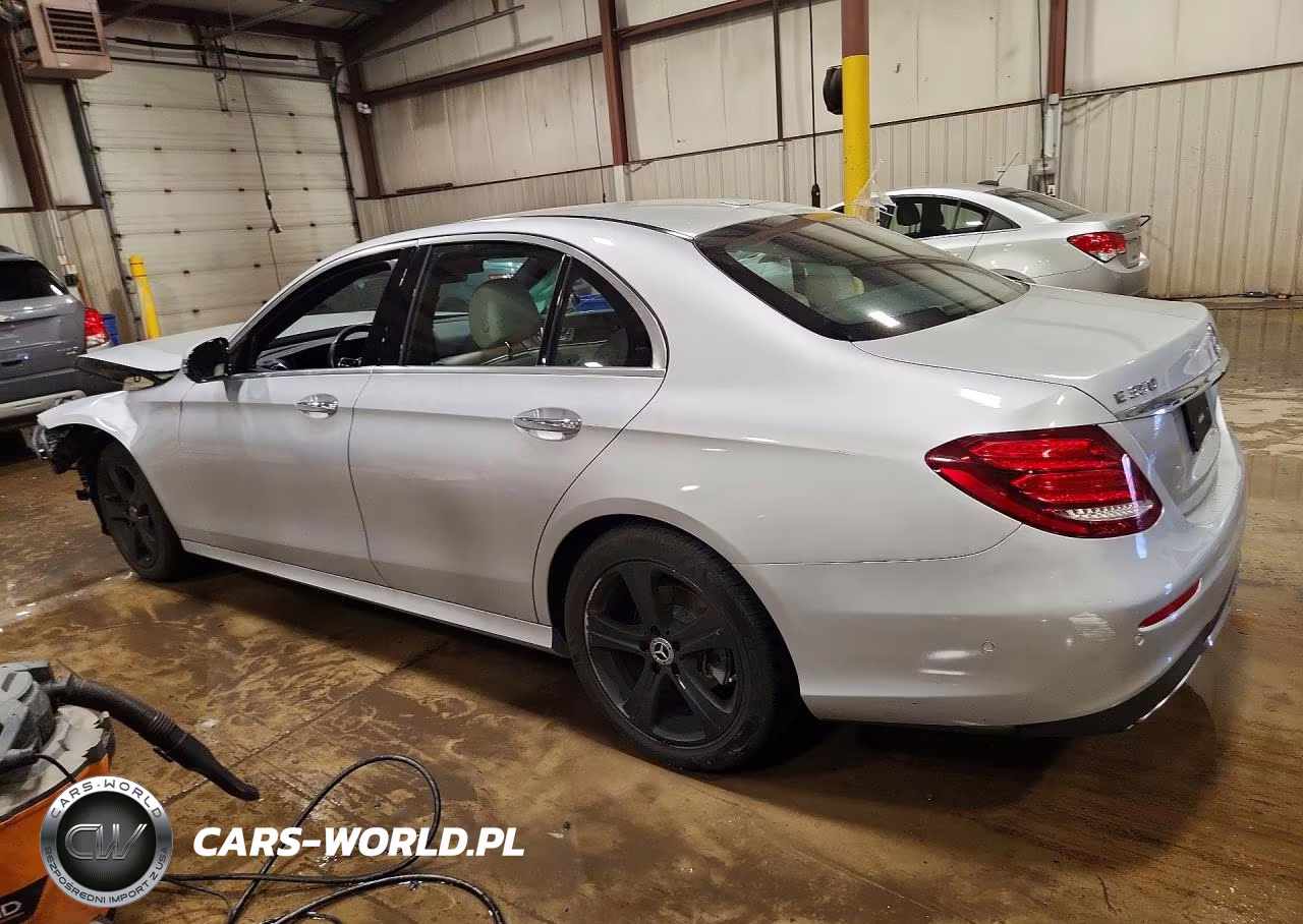 2020 Mercedes-Benz E 350 VIN:WDDZF8DB6LA726417 - 2