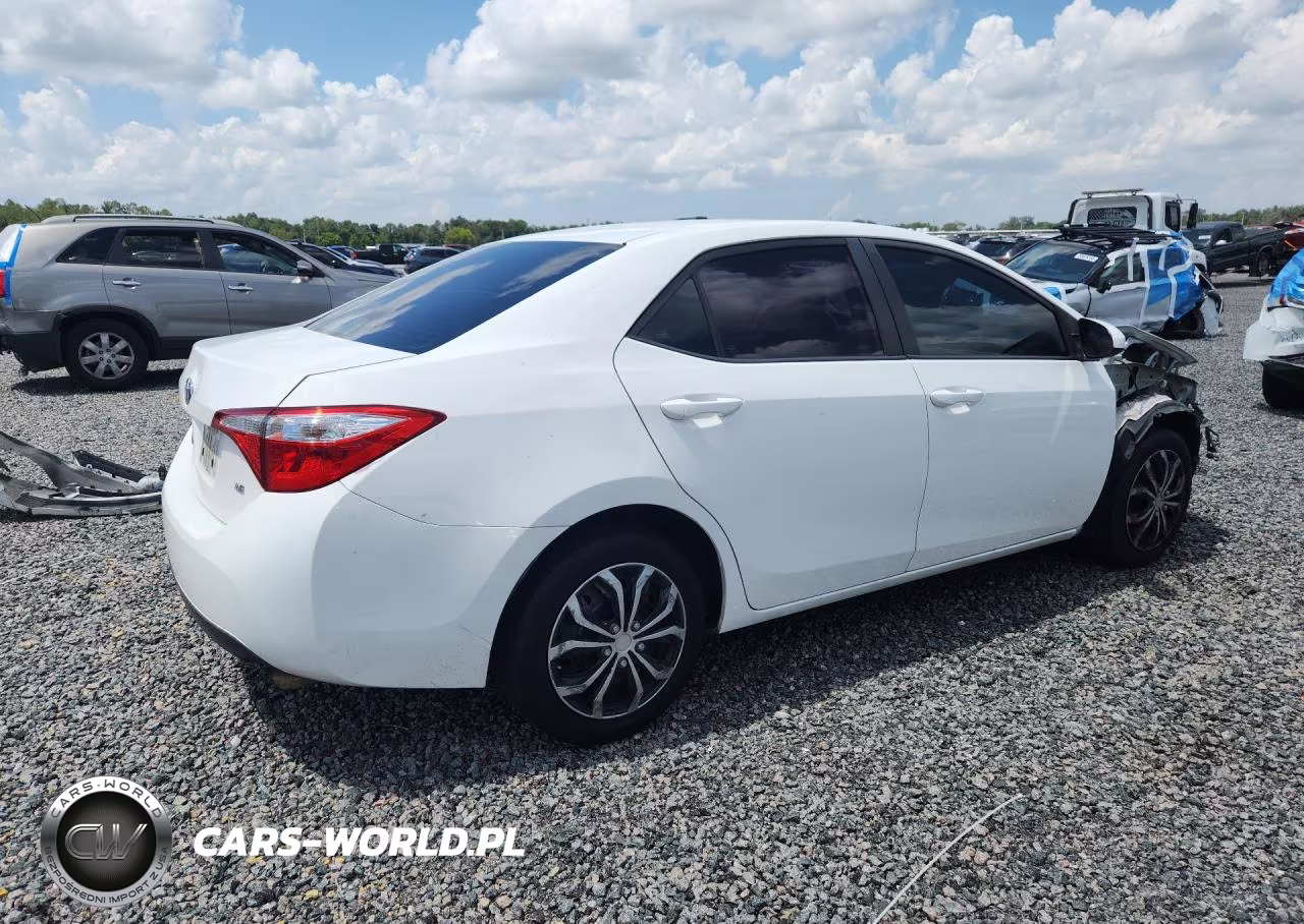 2015 Toyota Corolla Le VIN:2T1BURHE0FC454989 - 3